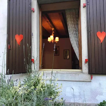 Apartman Casa Gugjet Cuore Carnico - Tamai -giardino - Senza Scale - Parcheggio Privato - 4 Zampe Gratis *